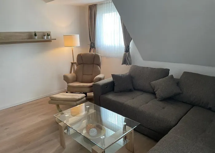 Gemuetliche Dachgeschosswohnung *